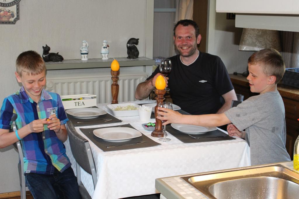 Spits-Lucie B&B Izegem Rum bild